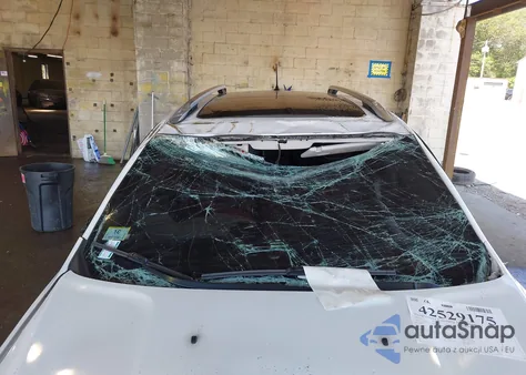 2019 Jeep Cherokee Latitude Plus 4X4 из США, поврежденный, VIN 1C4PJMLB8KD230574